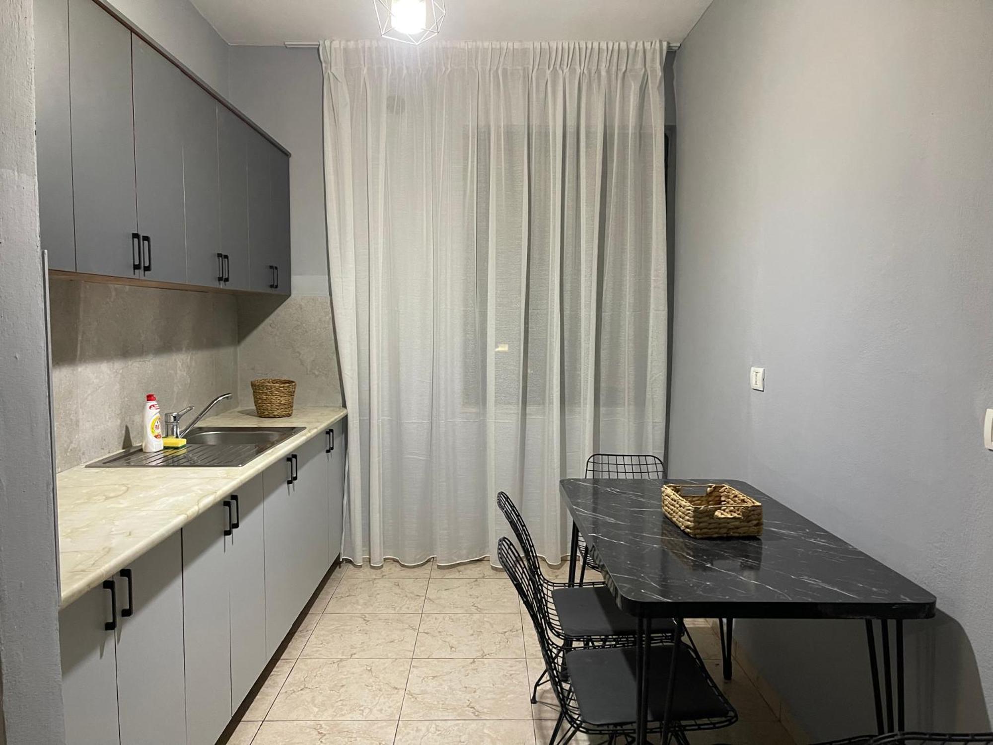 Super House 2 Blloku - 3 Rooms Тирана Екстер'єр фото