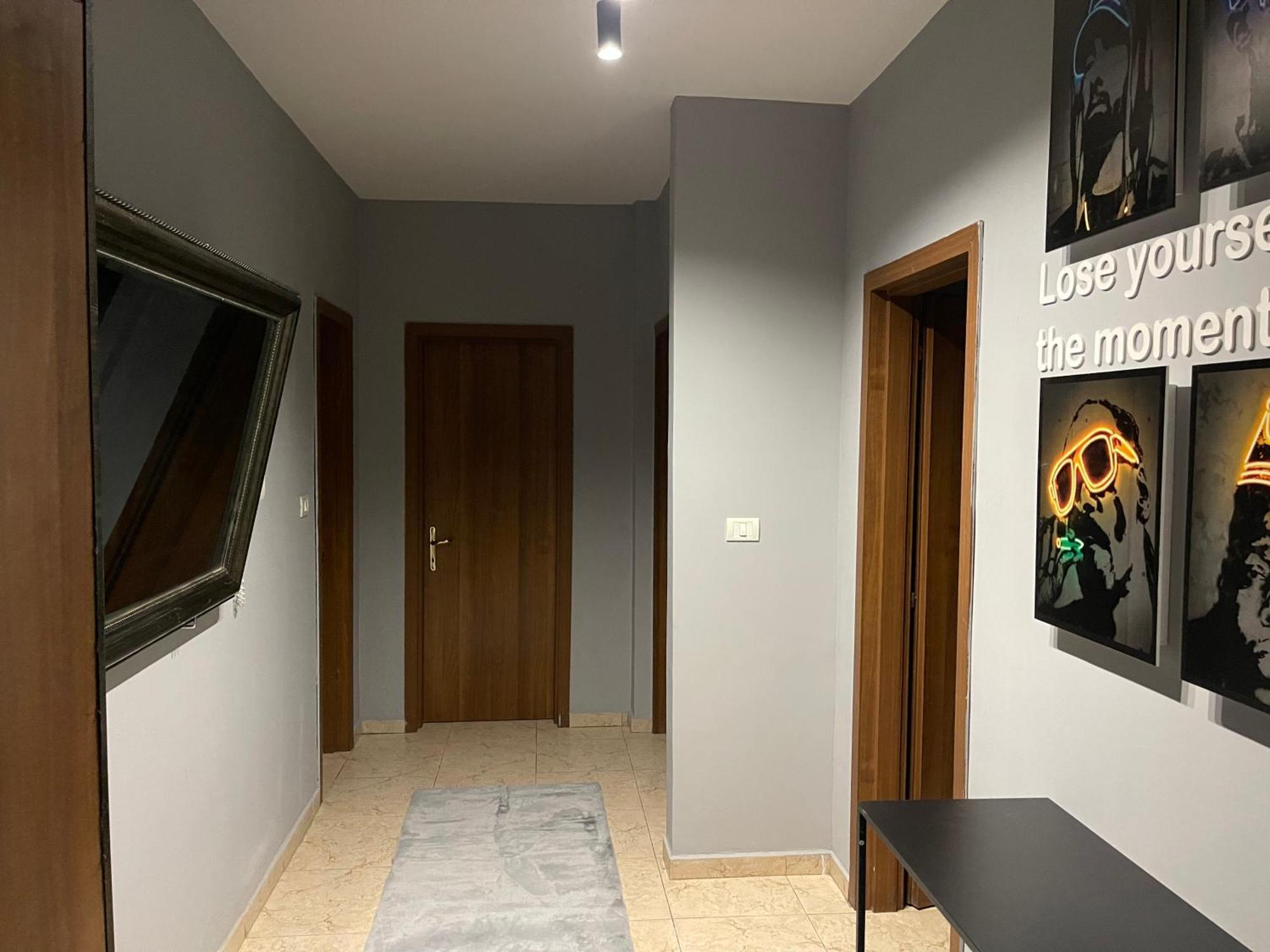 Super House 2 Blloku - 3 Rooms Тирана Екстер'єр фото