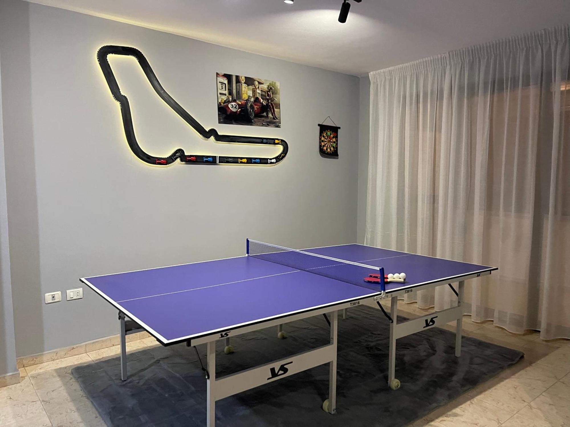 Super House 2 Blloku - 3 Rooms Тирана Екстер'єр фото